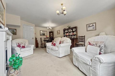 3 bedroom end of terrace house for sale, Romsey