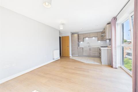 2 bedroom apartment to rent, Otter Way, West Drayton UB7