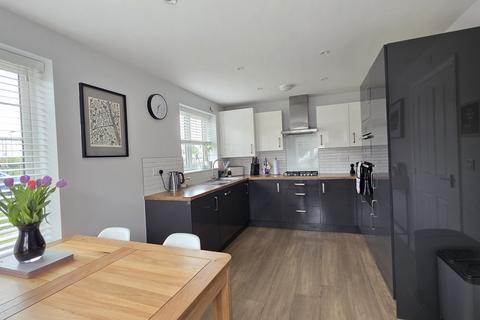 3 bedroom detached house for sale, Nelsons Way, Stockton, CV47