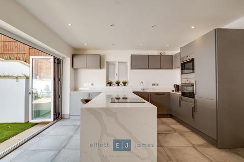 undefined, Summerfield Road, Loughton IG10