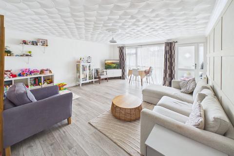 2 bedroom terraced bungalow for sale, Lidford Tor Avenue, Roselands, Paignton