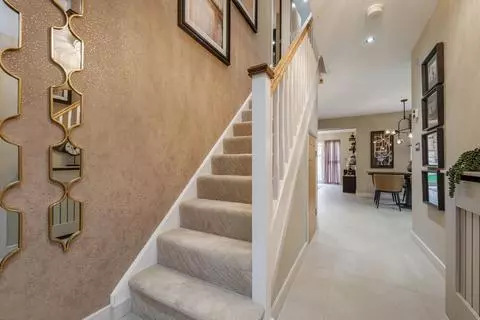 4 bedroom detached house for sale – pohled 3