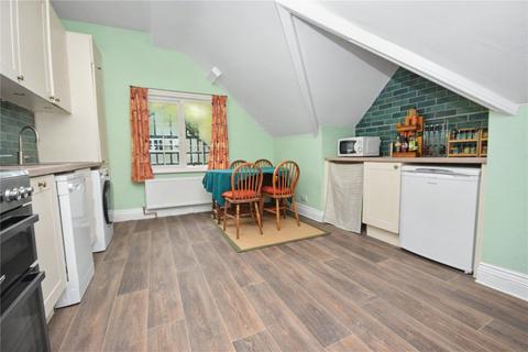 1 bedroom apartment for sale, Ashleigh Road, Leeds, West Yorkshire