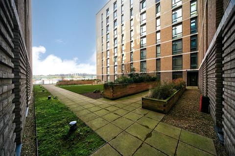 2 bedroom apartment to rent, Viva Court, Kimpton Road, Luton
