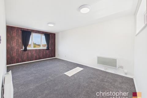1 bedroom flat to rent, Chaffinch Close, London, Greater London, N9 8UG