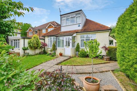 4 bedroom bungalow for sale, Chipperfield Road, Hemel Hempstead