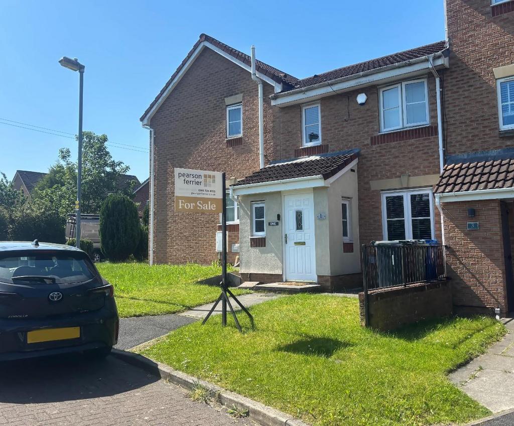 3 bedroom semi-detached house for sale