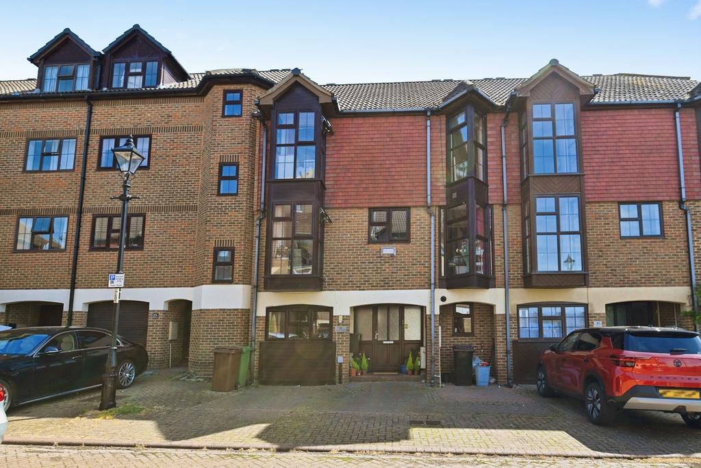 4 bedroom terraced house for sale