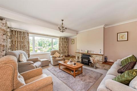 3 bedroom detached bungalow for sale, Jubilee Lane, Farnham
