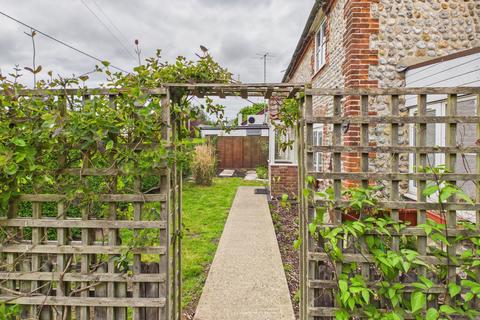 2 bedroom detached house for sale, Old Turnpike Road, Roughton, NR11