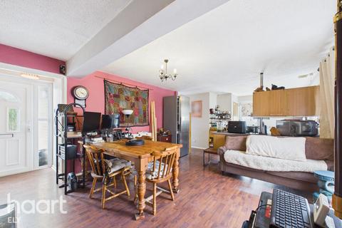 3 bedroom bungalow for sale, Martin Close, Soham