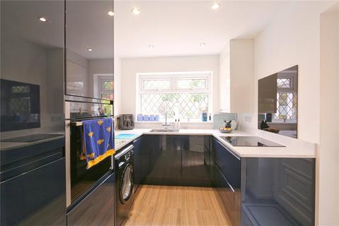 undefined, Richmond Close, Greater Manchester SK16