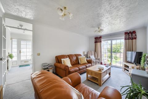 2 bedroom detached bungalow for sale, Toothill, Swindon SN5