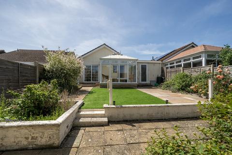 2 bedroom detached bungalow for sale, Toothill, Swindon SN5