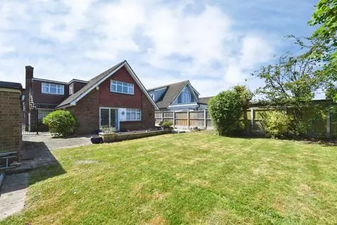 4 bedroom detached house for sale – pohled 4
