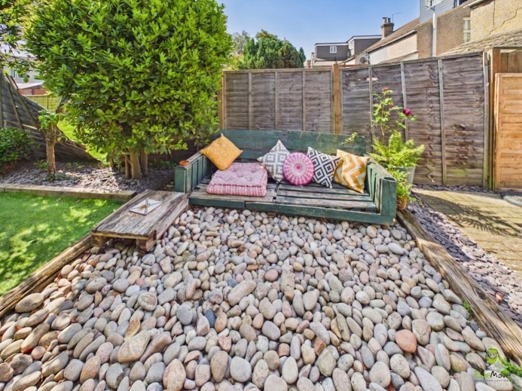 Presented by Robert at Ewe Move Bexleyheath and Dar