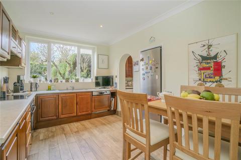 3 bedroom detached house for sale, West Temple Sheen, London, UK, SW14