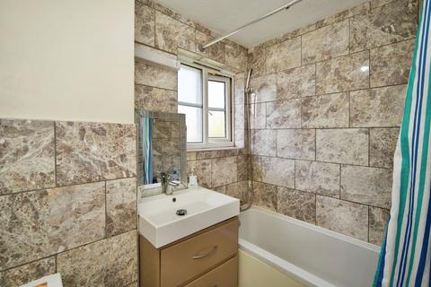 3 bedroom end of terrace house for sale, Stocker Gardens, DAGENHAM, Essex, RM9