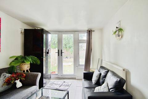3 bedroom end of terrace house for sale, Harrold Road, Dagenham, Essex, RM8