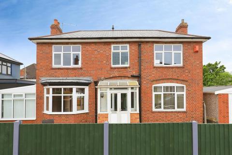 Detached house - Birches Barn Avenue, WOLVERHAMPTON, West Midlands, WV3