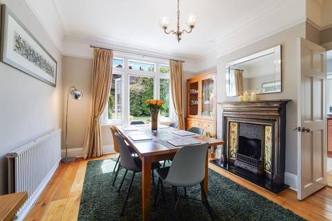 4 bedroom detached house for sale, Denham Road, Epsom