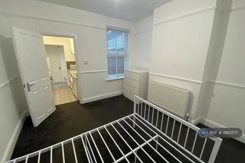 Studio to rent, Denbigh Road, Norwich, NR2