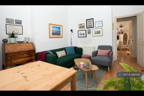 2 bedroom flat to rent, Musgrove Road, London, SE14