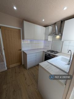 3 bedroom end of terrace house to rent, Granville Road, Colchester, CO1