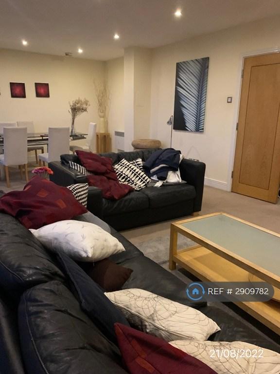 Apartment in London - View 5