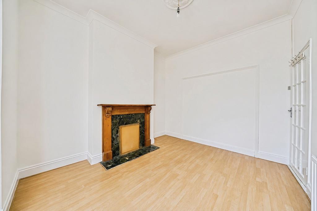 House in London, Forest Gate - View 5
