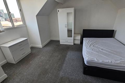 1 bedroom in a house share to rent, Farrar Street, Barnsley
