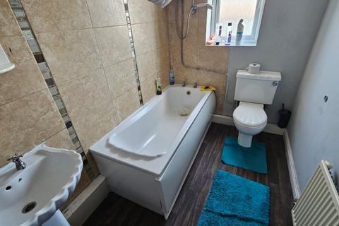 1 bedroom in a house share to rent, Farrar Street, Barnsley
