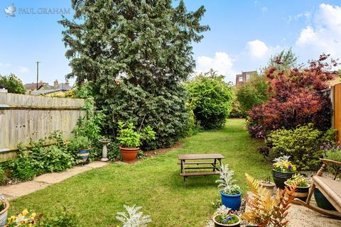 3 bedroom semi-detached house for sale, Carshalton Grove, Sutton