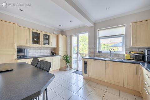 5 bedroom semi-detached house for sale, Oxford Road, Carshalton