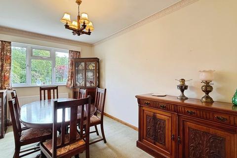 4 bedroom detached bungalow for sale, High Street, Dilton Marsh