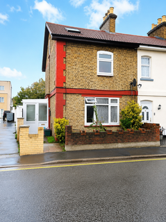 Station Road, Hounslow, TW3