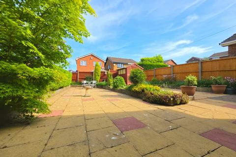 2 bedroom detached bungalow for sale, Selbourne Drive, Packmoor, Stoke-on-Trent