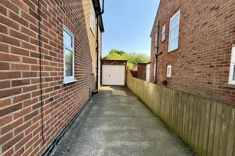 3 bedroom detached house to rent – pohled 3