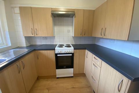 2 bedroom maisonette for sale, Waterside Close, Barking, IG11