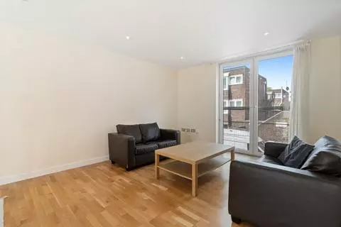 2 bedroom flat to rent – pohled 4