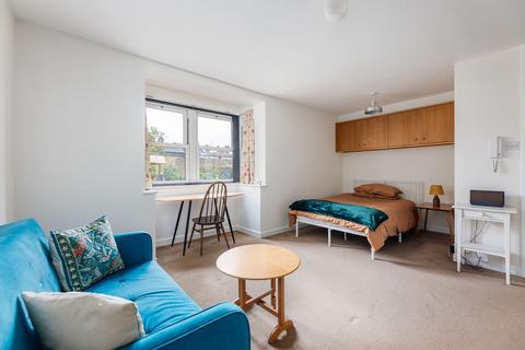 Studio for sale, Balmoral Mews, Rylett Crescent W12