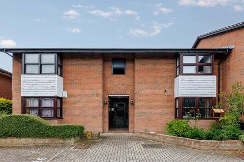 Studio for sale, Balmoral Mews, Rylett Crescent W12
