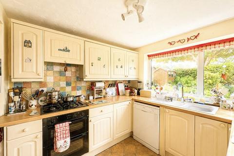 3 bedroom detached house for sale, Gorstey Lea, Burntwood, WS7 9DH