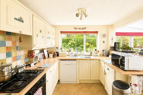 3 bedroom detached house for sale, Gorstey Lea, Burntwood, WS7 9DH