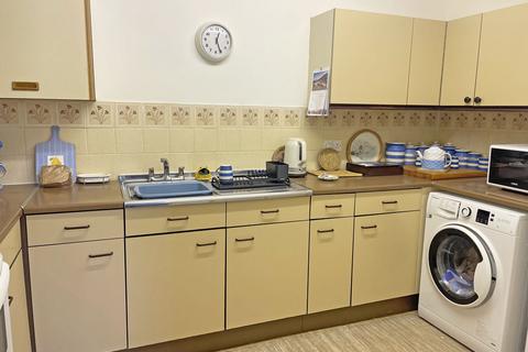 2 bedroom apartment for sale, Priory Court, Wellington TA21