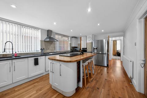 4 bedroom terraced house for sale, Chatsworth Avenue, Cosham