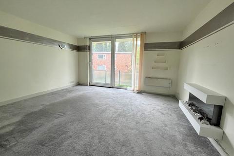 2 bedroom apartment for sale, Eastmoor Close, Foley Road East, Streetly, Sutton Coldfield