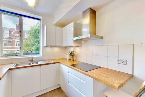 2 bedroom flat for sale, Fitzwarren House,Hornsey Lane,Highgate,London,N6