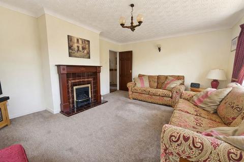 2 bedroom detached bungalow for sale, Pilgrims Way, Hill Head, PO14