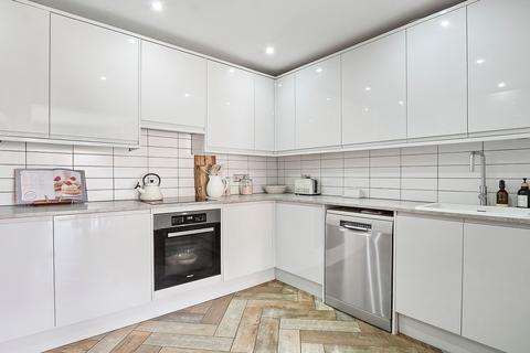 3 bedroom semi-detached house for sale, Woking Road, Poole BH14